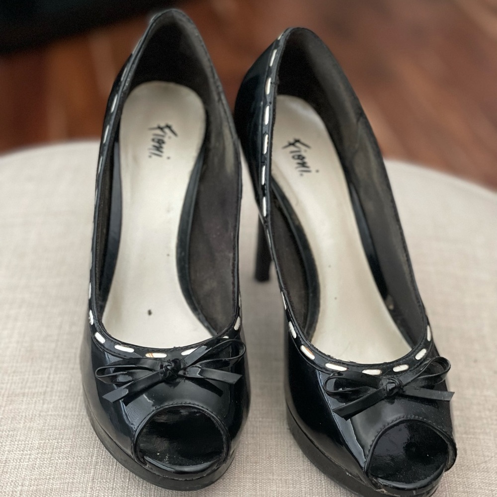 Nice peep toe platform